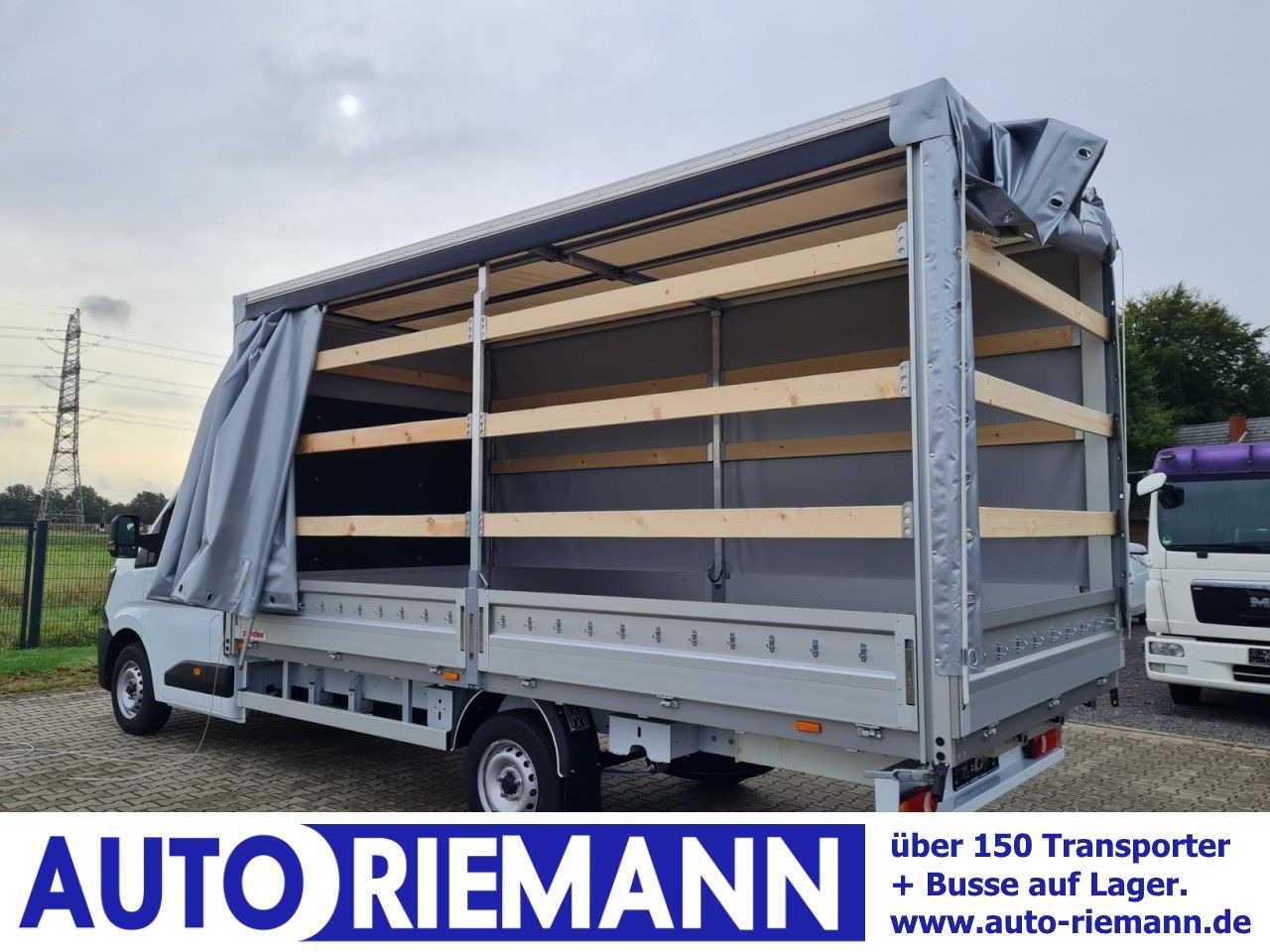 Renault Master 35 Pritsche Schiebe Plane dCi 170 10 Pal. - Ponyvás kisteherautó: 1 kép. Renault Master 35 Pritsche Schiebe Plane dCi 170 10 Pal. - Ponyvás kisteherautó: 1 kép.