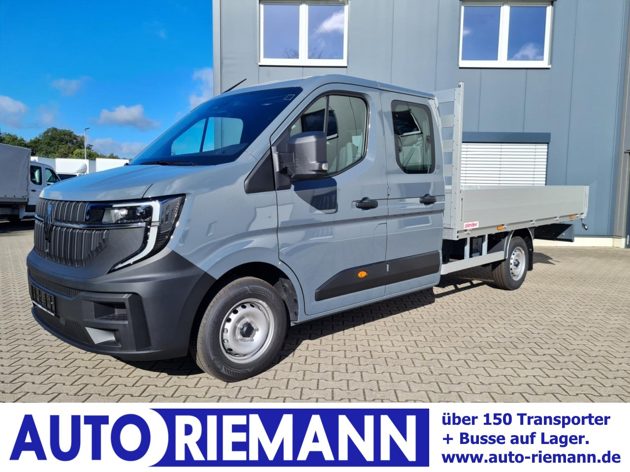 Renault Master New 35 Doka L3 lang KLIMA KOMFORT TEMPOMAT - Platós kisteherautó, Duplakabinos kisteherautó: 1 kép. Renault Master New 35 Doka L3 lang KLIMA KOMFORT TEMPOMAT - Platós kisteherautó, Duplakabinos kisteherautó: 1 kép.