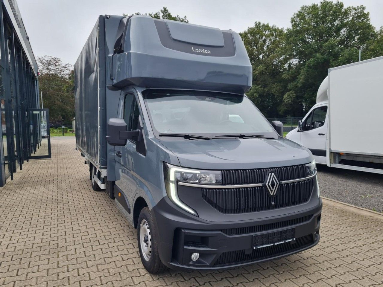 Renault Master New Pritsche Schiebe Plane Schlafkab LBW - Ponyvás kisteherautó: 2 kép. Renault Master New Pritsche Schiebe Plane Schlafkab LBW - Ponyvás kisteherautó: 2 kép.