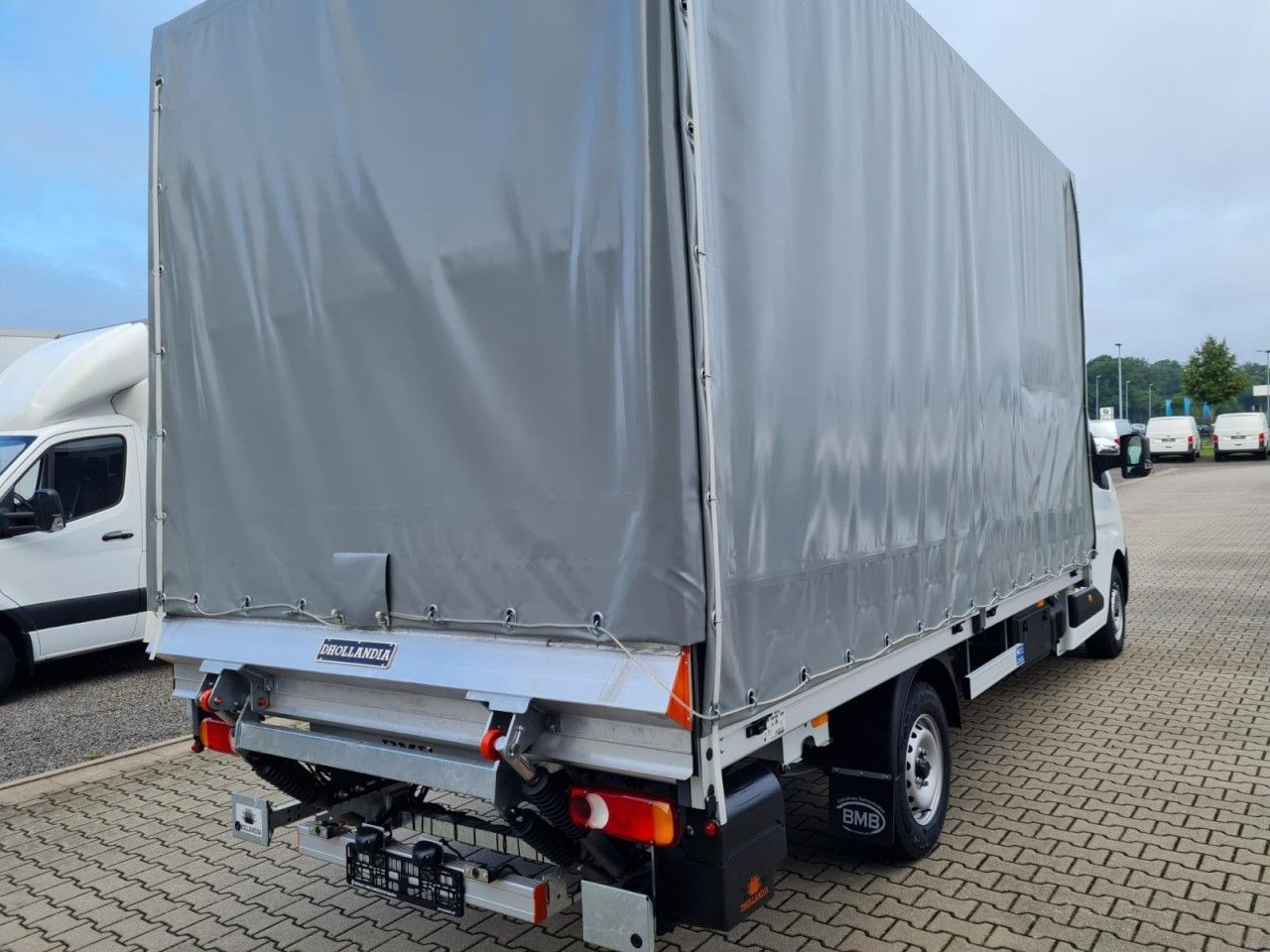 Renault Master New Pritsche Schiebe Plane Schlafkab LBW - Ponyvás kisteherautó: 4 kép. Renault Master New Pritsche Schiebe Plane Schlafkab LBW - Ponyvás kisteherautó: 4 kép.