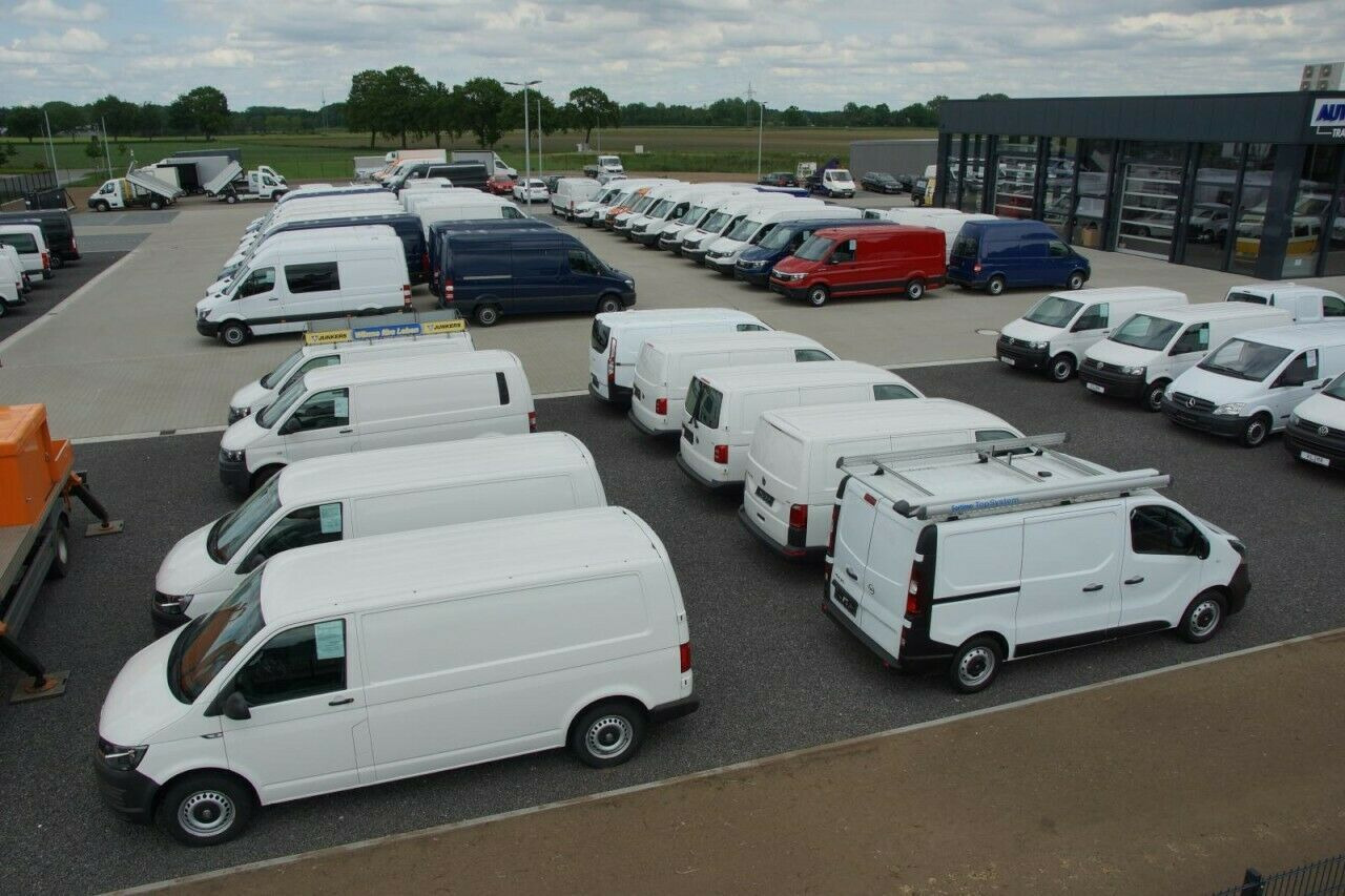 Kis furgon Renault Trafic Kühlkasten L2 Frischdienst 3.0to Tempomat: 26 kép.