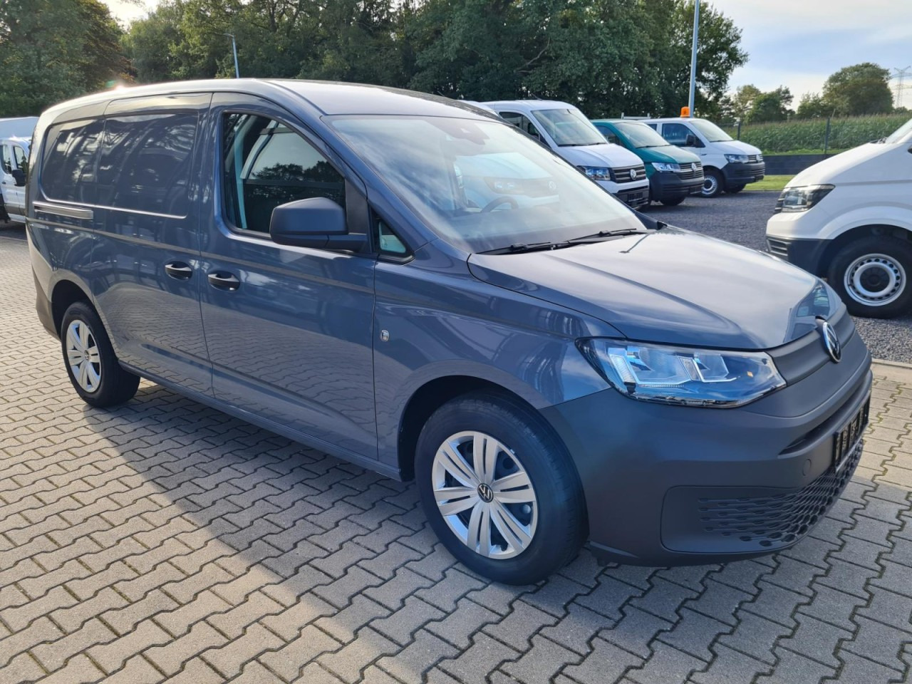 Volkswagen Caddy Kasten Cargo TDI Maxi PDC KLIMA TEMPOMAT - Kis furgon: 3 kép. Volkswagen Caddy Kasten Cargo TDI Maxi PDC KLIMA TEMPOMAT - Kis furgon: 3 kép.