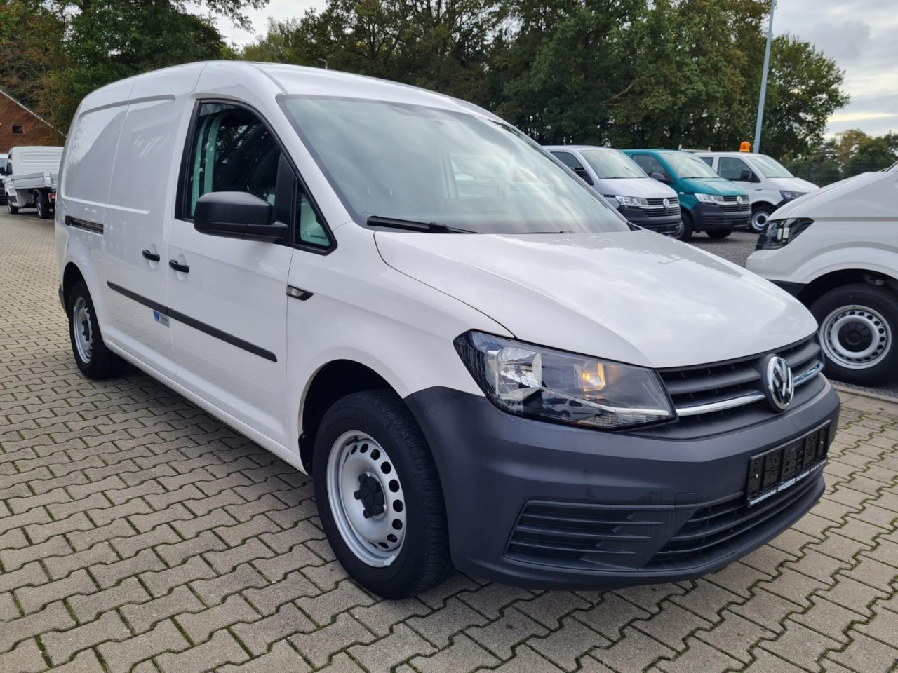 Volkswagen Caddy Kühlkasten Maxi TDI AG Stand-/Fahrkühlung - Hűtős kisteherautó: 3 kép. Volkswagen Caddy Kühlkasten Maxi TDI AG Stand-/Fahrkühlung - Hűtős kisteherautó: 3 kép.