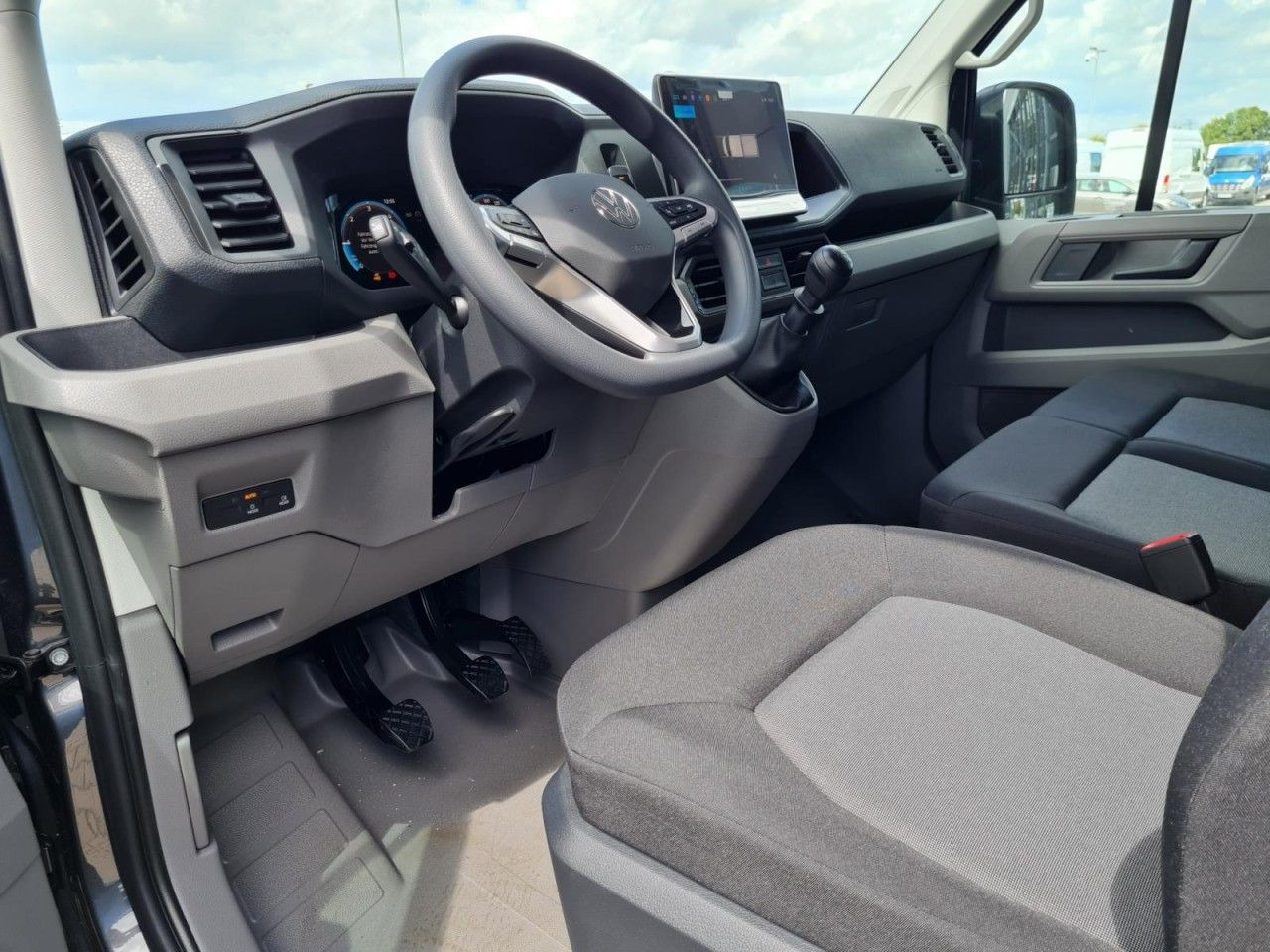 Platós kisteherautó Volkswagen Crafter 35 DOKA 7-Sitze Maxi L4 KLIMA TEMPOMAT: 9 kép.