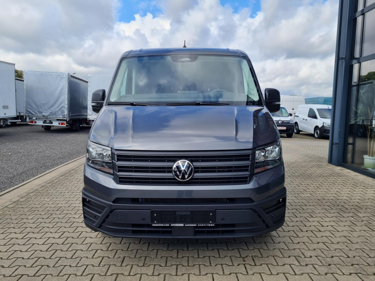 Volkswagen Crafter 35 Doka 7-Sitze MAXI L4 KLIMA TEMPOMAT - Platós kisteherautó, Duplakabinos kisteherautó: 2 kép. Volkswagen Crafter 35 Doka 7-Sitze MAXI L4 KLIMA TEMPOMAT - Platós kisteherautó, Duplakabinos kisteherautó: 2 kép.
