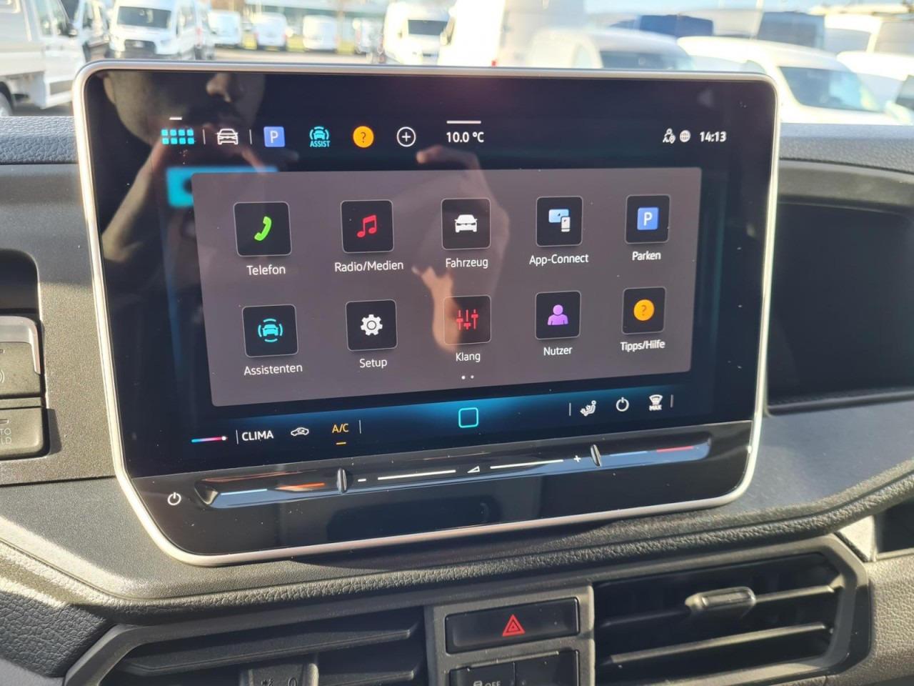 Platós kisteherautó, Duplakabinos kisteherautó Volkswagen Crafter 35 Doka 7-Sitze MR AHK KLIMA PDC TEMPOMAT: 16 kép. Platós kisteherautó, Duplakabinos kisteherautó Volkswagen Crafter 35 Doka 7-Sitze MR AHK KLIMA PDC TEMPOMAT: 16 kép.