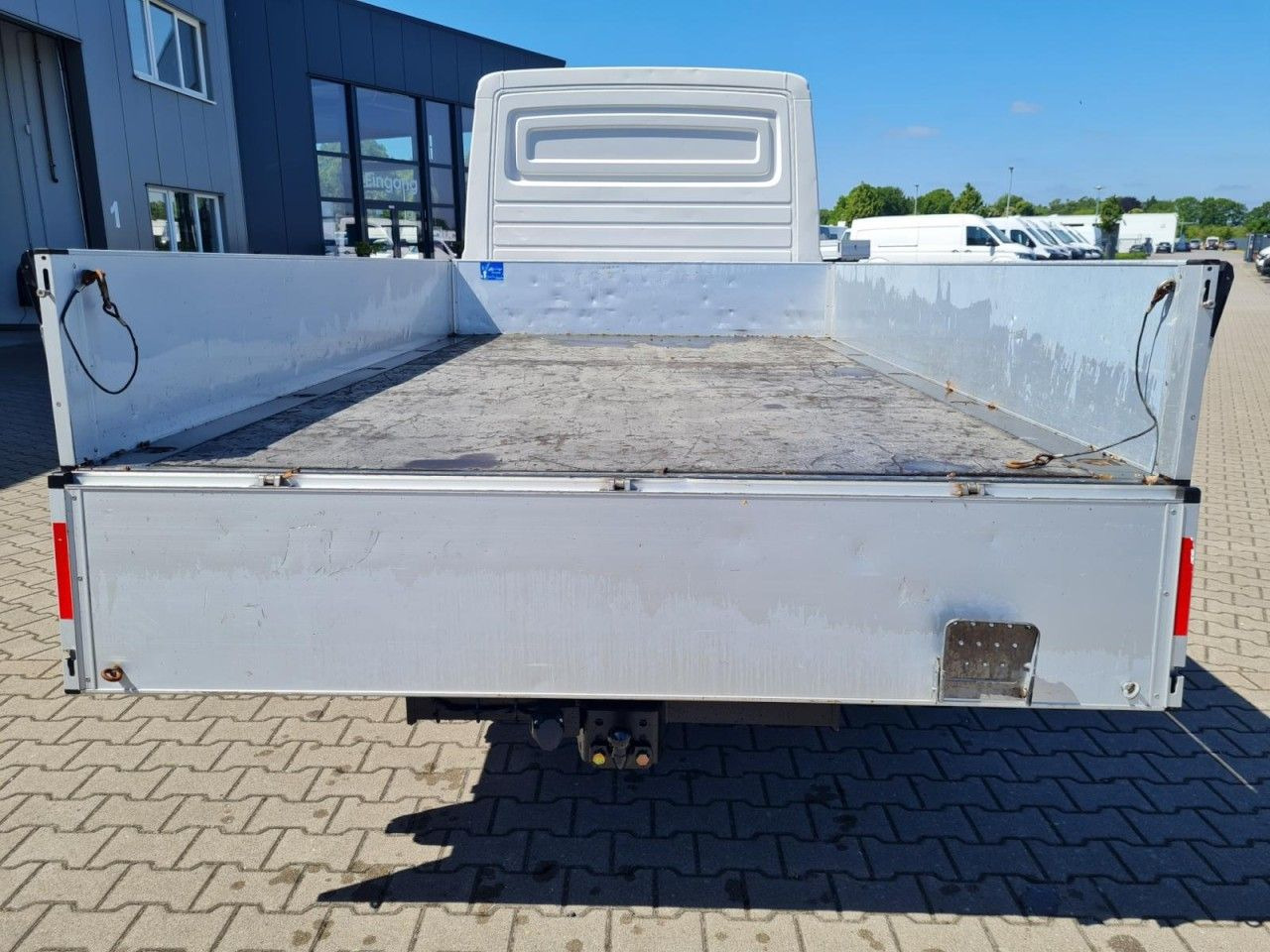 Volkswagen Crafter 35 Doka TDI Lang AHK KLIMA - Platós kisteherautó, Duplakabinos kisteherautó: 5 kép. Volkswagen Crafter 35 Doka TDI Lang AHK KLIMA - Platós kisteherautó, Duplakabinos kisteherautó: 5 kép.