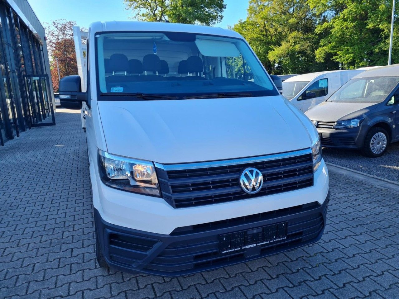 Volkswagen Crafter 35 Doka TDI lang AHK Klima - Platós kisteherautó, Duplakabinos kisteherautó: 2 kép. Volkswagen Crafter 35 Doka TDI lang AHK Klima - Platós kisteherautó, Duplakabinos kisteherautó: 2 kép.