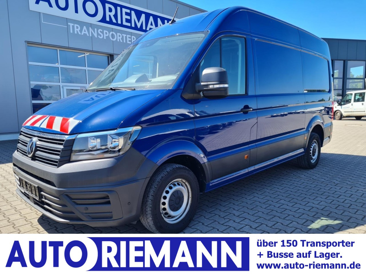 Volkswagen Crafter 35 Kasten MR L3H3 RWD AHK KAMERA NAVI TACHO - Furgon: 1 kép. Volkswagen Crafter 35 Kasten MR L3H3 RWD AHK KAMERA NAVI TACHO - Furgon: 1 kép.
