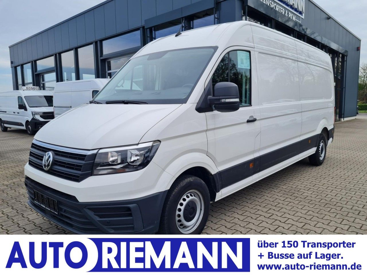 Volkswagen Crafter 35 Kasten lang L4H2 KLIMA NAVI_APP HOLZB - Furgon: 1 kép. Volkswagen Crafter 35 Kasten lang L4H2 KLIMA NAVI_APP HOLZB - Furgon: 1 kép.