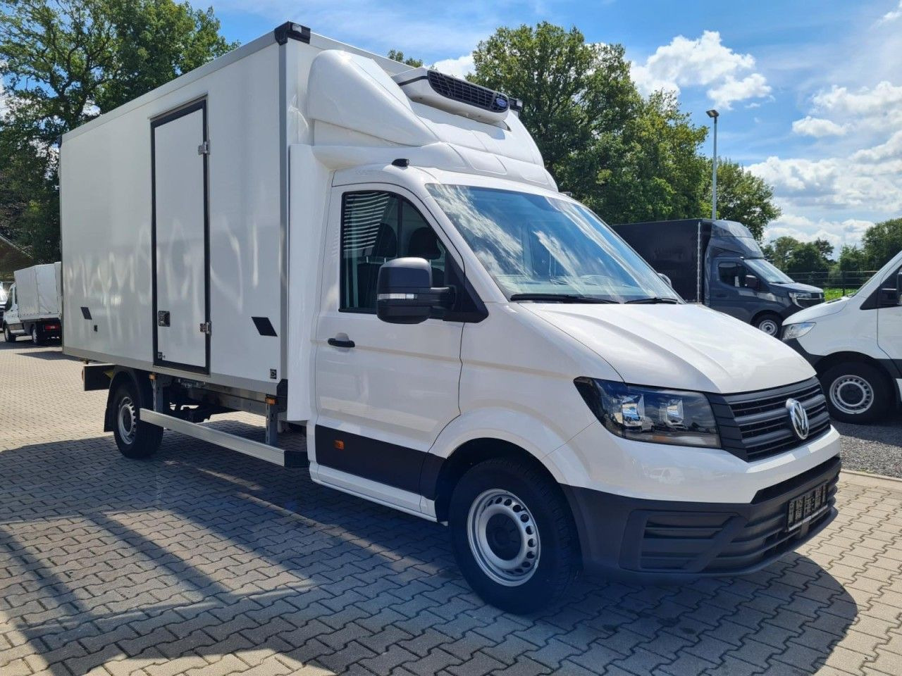Volkswagen Crafter 35 Kühlkoffer Carrier Viento 300 Navi Ap - Hűtős kisteherautó: 3 kép. Volkswagen Crafter 35 Kühlkoffer Carrier Viento 300 Navi Ap - Hűtős kisteherautó: 3 kép.