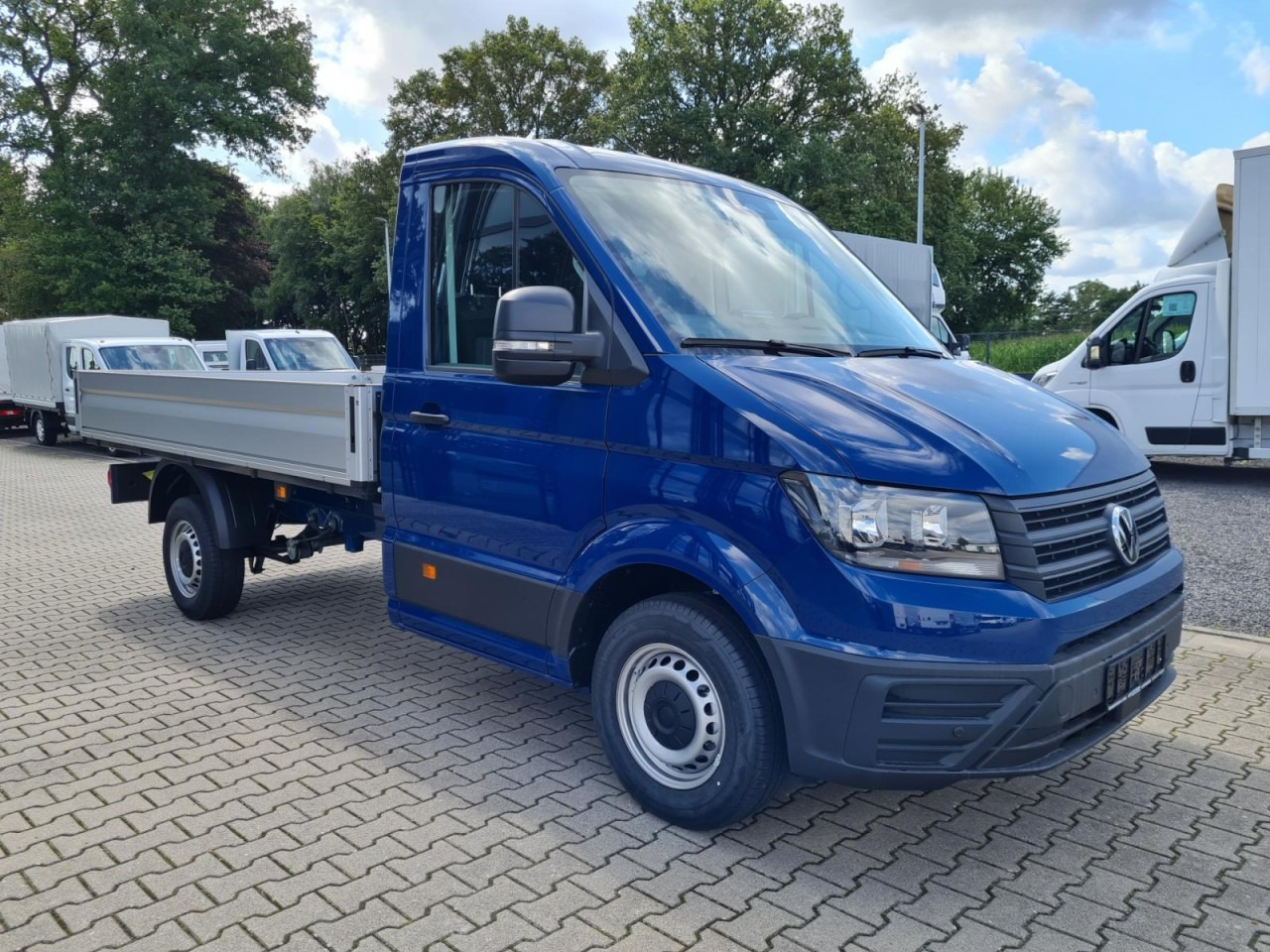 Volkswagen Crafter 35 Pritsche TDI L3 KLIMA TEMPOMAT 3 Sitzer - Platós kisteherautó: 3 kép. Volkswagen Crafter 35 Pritsche TDI L3 KLIMA TEMPOMAT 3 Sitzer - Platós kisteherautó: 3 kép.