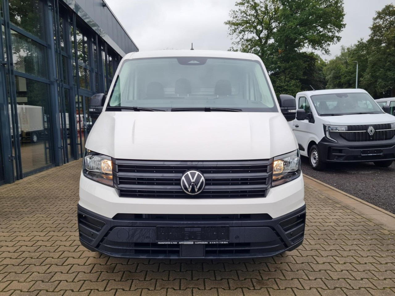 Volkswagen Crafter 35 Pritsche TDI Pritsche L4 KLIMA TEMPOMAT - Platós kisteherautó: 2 kép. Volkswagen Crafter 35 Pritsche TDI Pritsche L4 KLIMA TEMPOMAT - Platós kisteherautó: 2 kép.