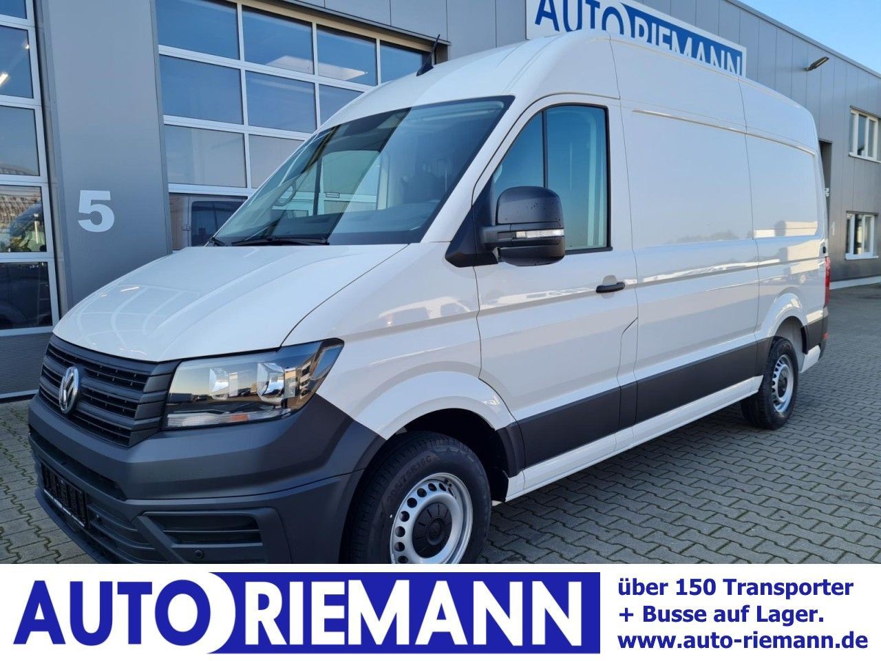 Volkswagen Crafter Kasten TDi MR Automatik KAMERA TEMPOMAT - Kis furgon: 1 kép. Volkswagen Crafter Kasten TDi MR Automatik KAMERA TEMPOMAT - Kis furgon: 1 kép.