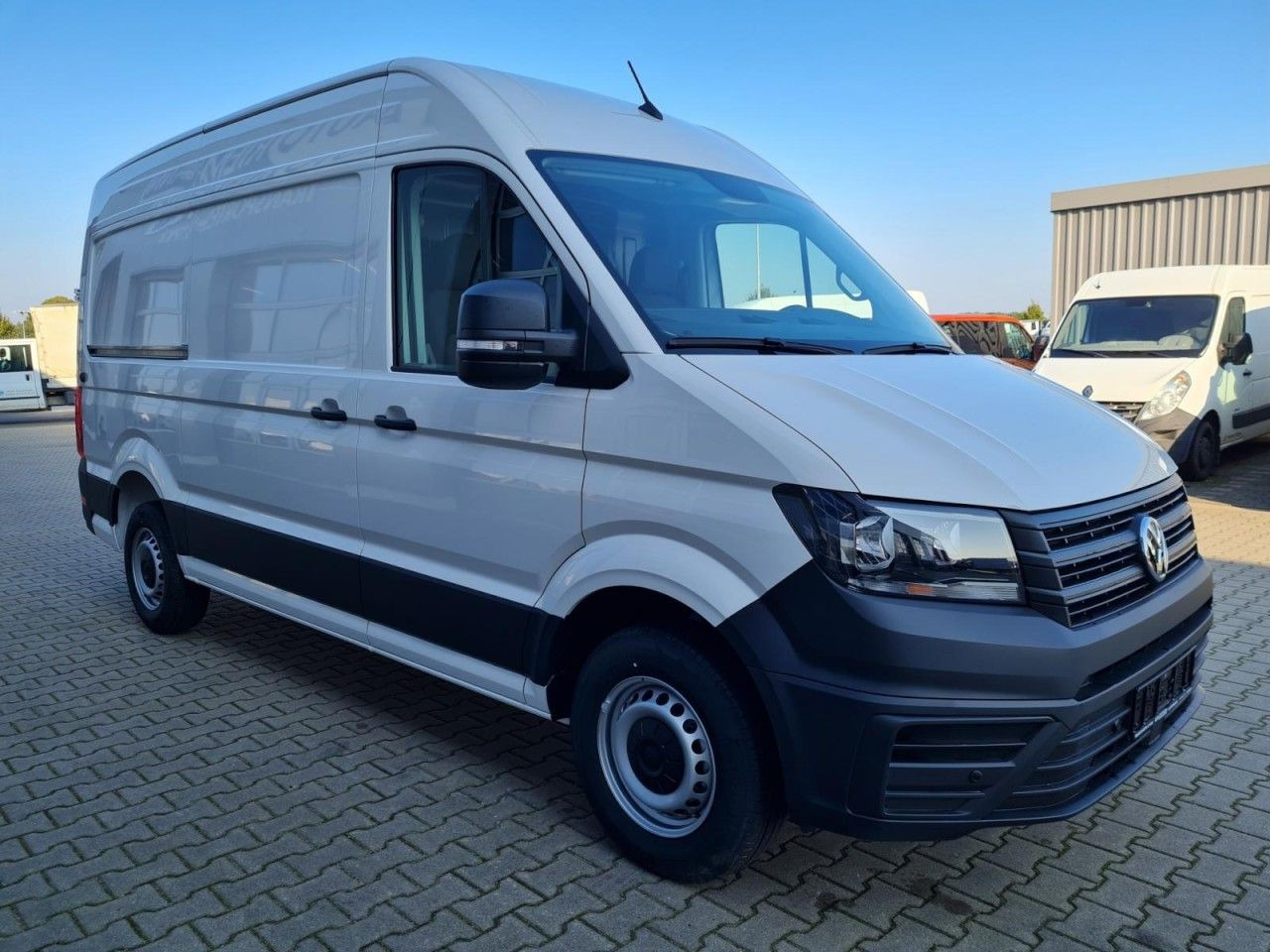 Volkswagen Crafter Kasten TDi MR Automatik KAMERA TEMPOMAT - Kis furgon: 3 kép. Volkswagen Crafter Kasten TDi MR Automatik KAMERA TEMPOMAT - Kis furgon: 3 kép.