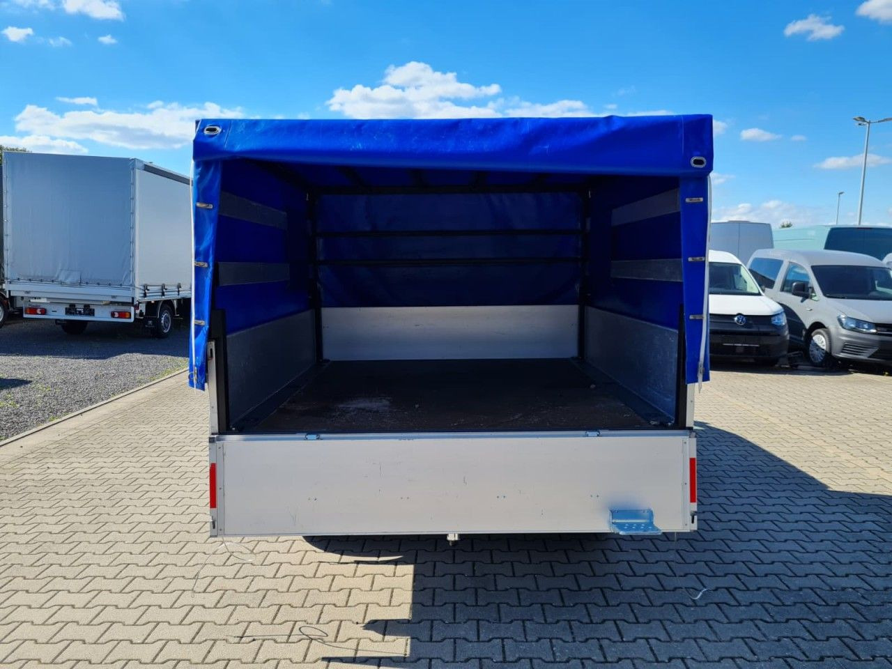 Volkswagen T6.1 Doka Pritsche Plane 6-Sitze AHK KLIMA lízing Volkswagen T6.1 Doka Pritsche Plane 6-Sitze AHK KLIMA: 6 kép.
