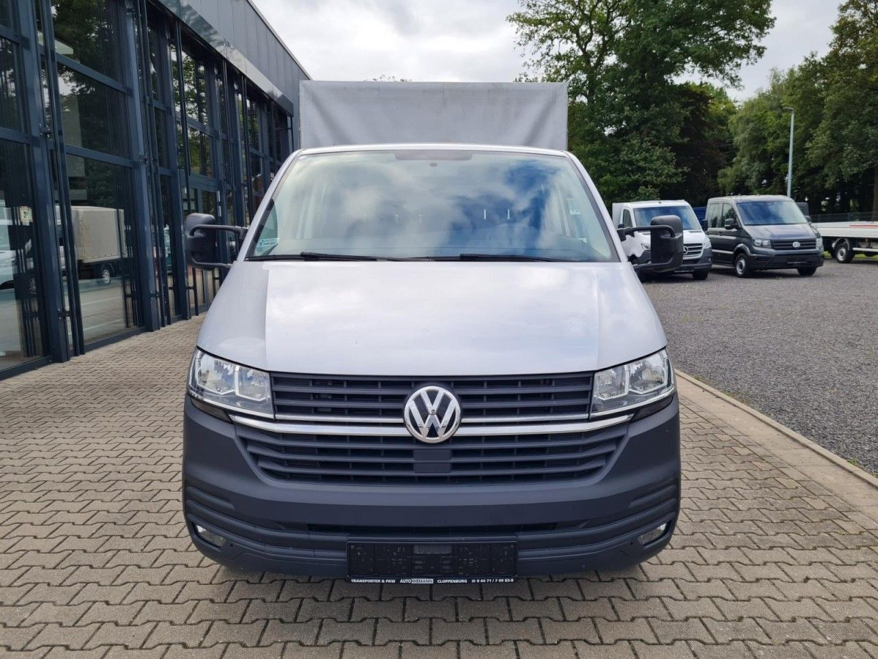 Volkswagen T6.1 Doka Pritsche Plane 6-Sitze Klima Komfort - Ponyvás kisteherautó, Duplakabinos kisteherautó: 2 kép. Volkswagen T6.1 Doka Pritsche Plane 6-Sitze Klima Komfort - Ponyvás kisteherautó, Duplakabinos kisteherautó: 2 kép.