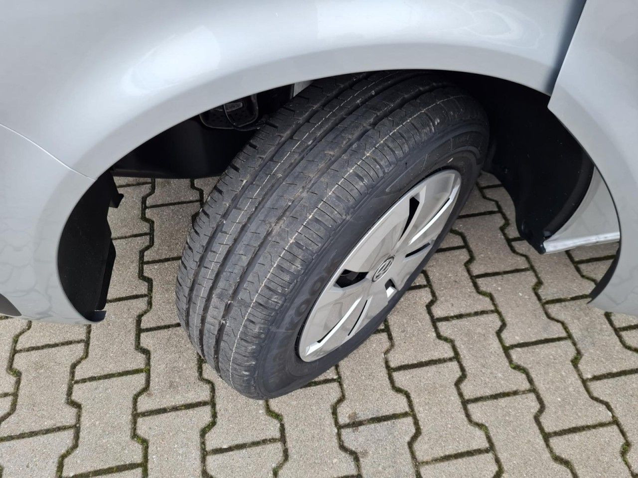 Kis furgon Volkswagen T6.1 Kasten TDI lang DSG LED KAMERA TEMPOMAT: 23 kép.