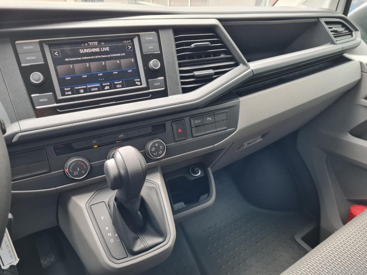 Kis furgon Volkswagen T6.1 Kasten lang DSG KLIMA KOMFORT ACC TEMPO PDC: 10 kép.