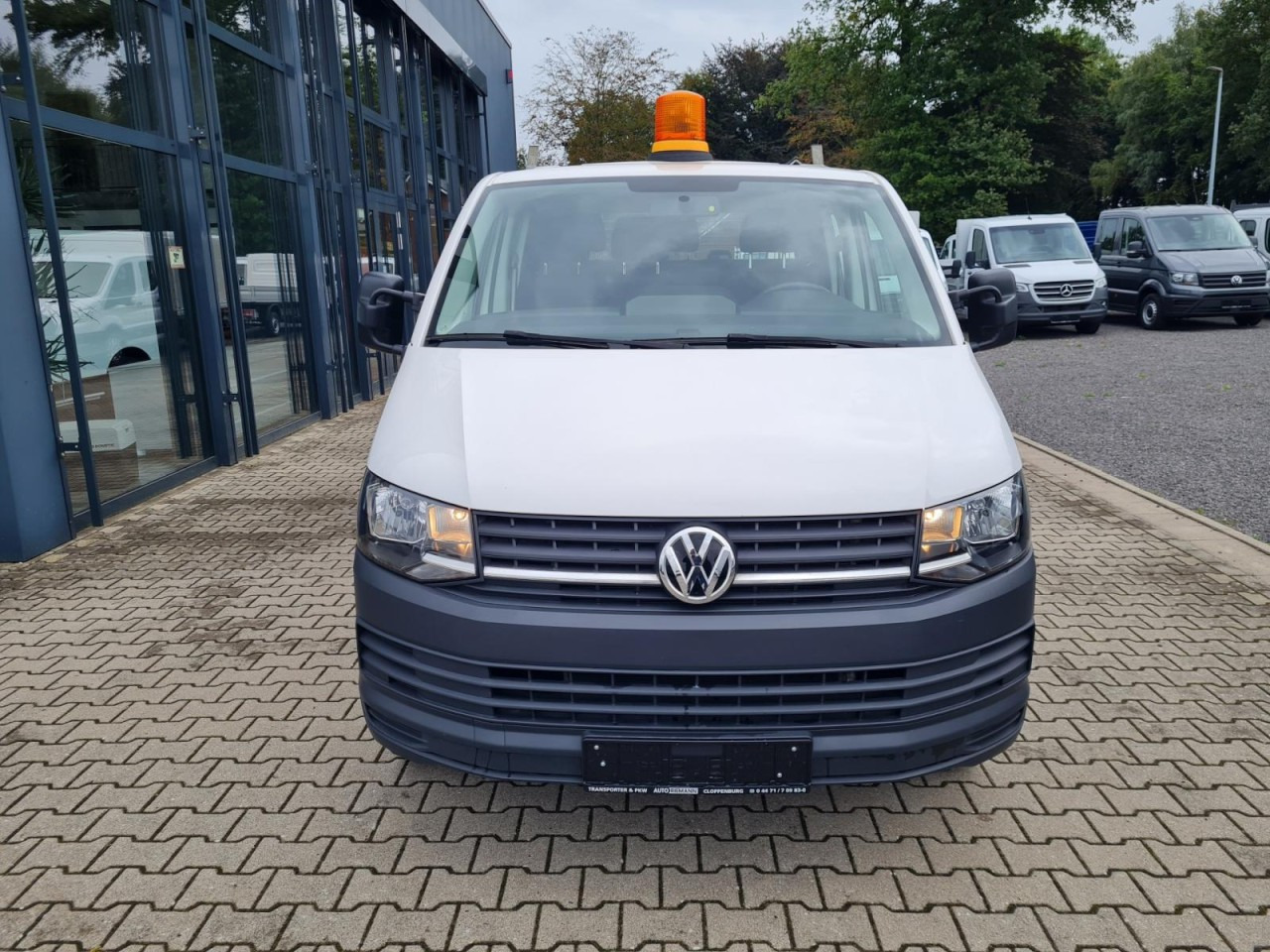 Volkswagen T6 Doka TDI LR AHK Leiterträger Klima STANDHEIZ - Platós kisteherautó: 2 kép. Volkswagen T6 Doka TDI LR AHK Leiterträger Klima STANDHEIZ - Platós kisteherautó: 2 kép.