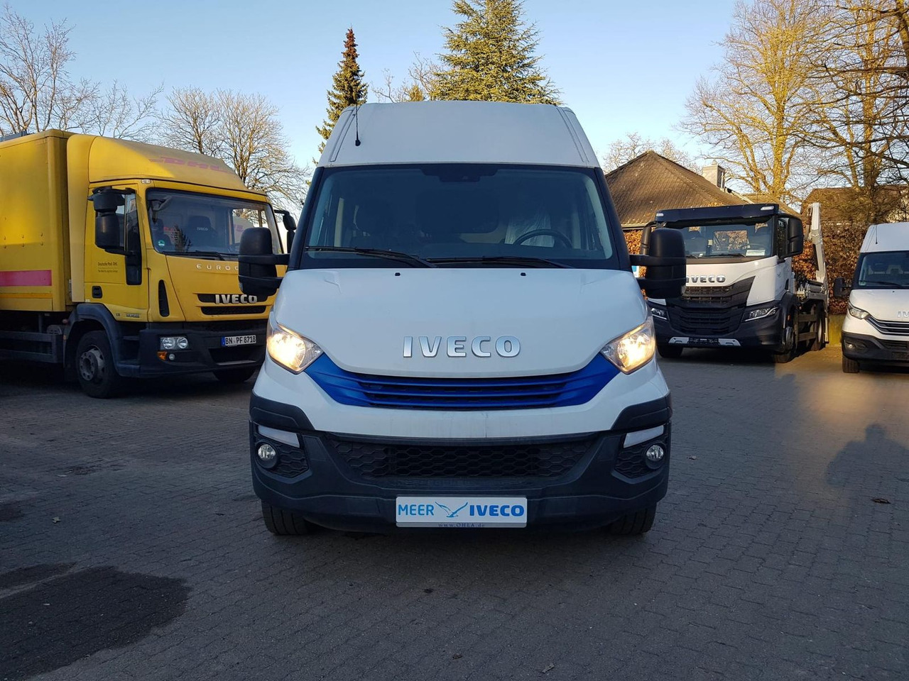 Furgon Iveco Daily 35S16SA8 V/P Klima, AHK, Rückfahrkamera...: 10 kép.