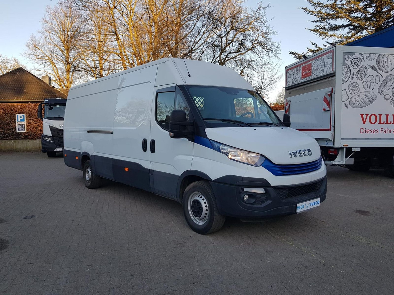 Furgon Iveco Daily 35S16SA8 V/P Klima, AHK, Rückfahrkamera...: 9 kép.