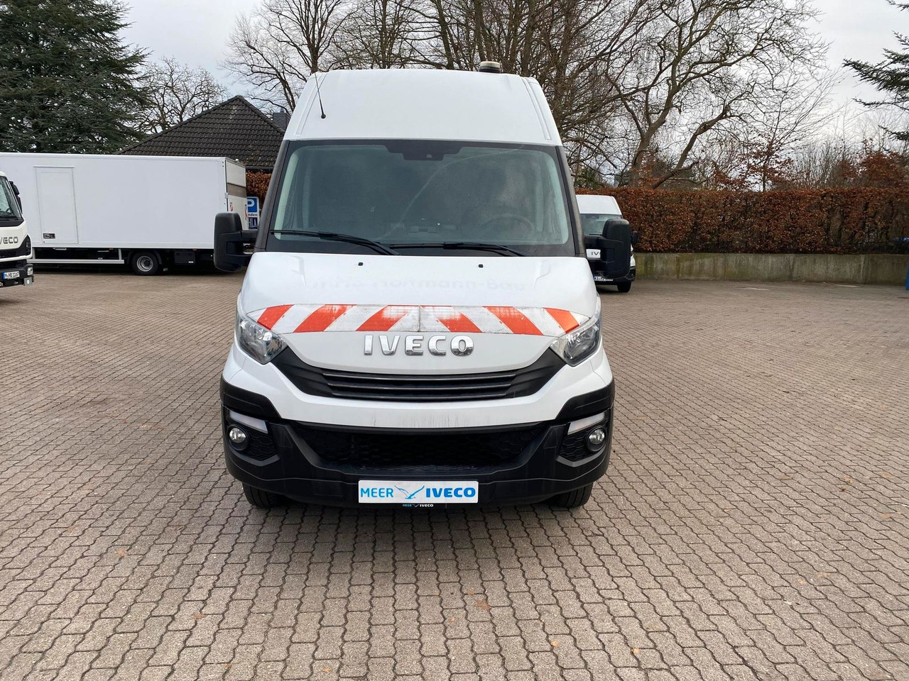 Iveco Daily 50C18HA8V 3520L *AHK* KLIMA*Sitzheizung... - Furgon: 2 kép. Iveco Daily 50C18HA8V 3520L *AHK* KLIMA*Sitzheizung... - Furgon: 2 kép.