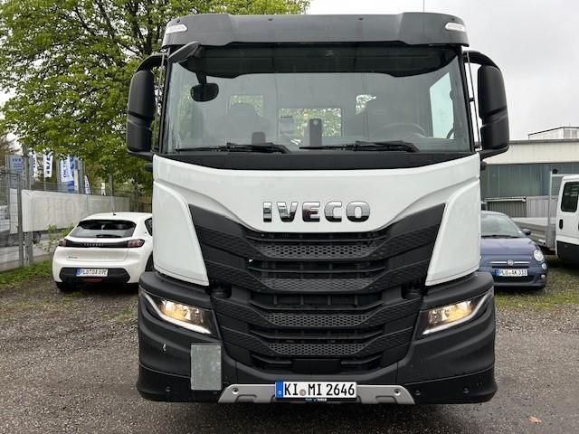 Iveco X-WAY AD280X46Y/PS ON Palfinger PH T20 SLD5 3... - Horgos rakodó teherautó: 2 kép. Iveco X-WAY AD280X46Y/PS ON Palfinger PH T20 SLD5 3... - Horgos rakodó teherautó: 2 kép.