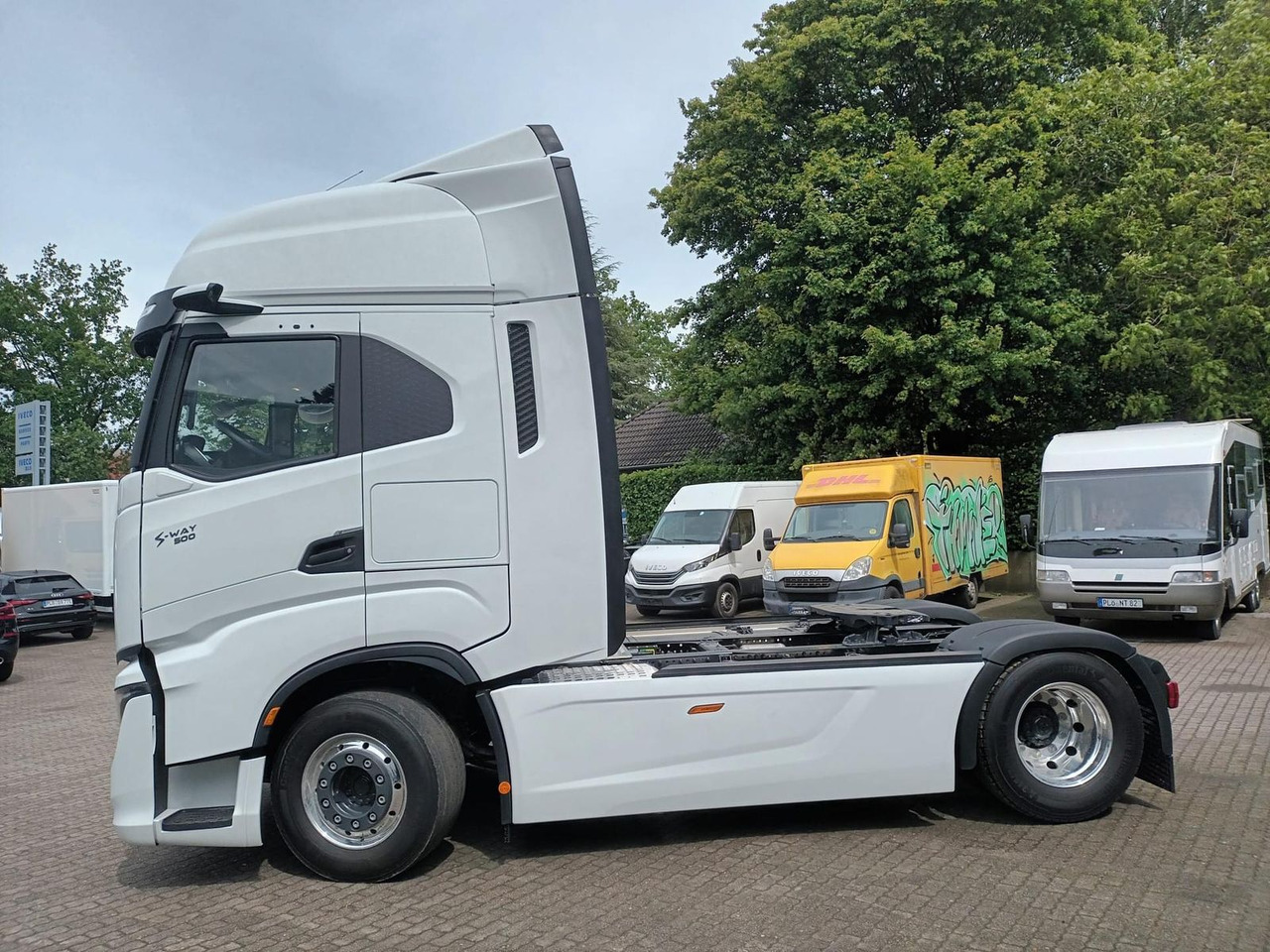 Iveco S-Way AS440S50T/FP SZM MIRROR - Nyergesvontató: 2 kép. Iveco S-Way AS440S50T/FP SZM MIRROR - Nyergesvontató: 2 kép.