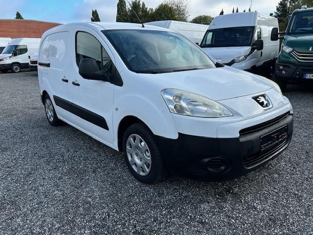 Minibusz, Kisbusz Peugeot Partner L1 Komfort Kühlkoffer 66 kW (90 PS), ...: 1 kép.