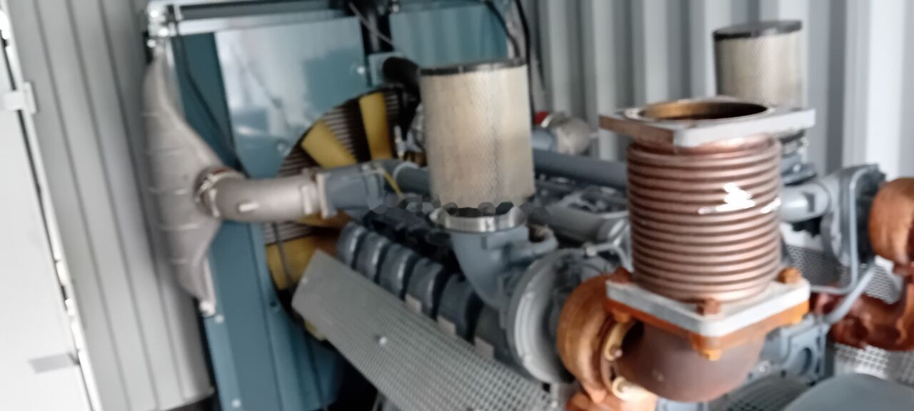 Új Áramfejlesztő MAN MAN Generator Set Stamford 640 KW 800 KVA Diesel, 2017 Model, 931 HP, 8000 kg, Low Hours, For Sale in Poland: 21 kép.