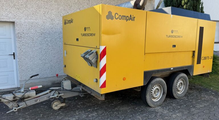 CompAir C200 TS-24 – Compressor / Kompressor - Légkompresszor: 1 kép. CompAir C200 TS-24 – Compressor / Kompressor - Légkompresszor: 1 kép.