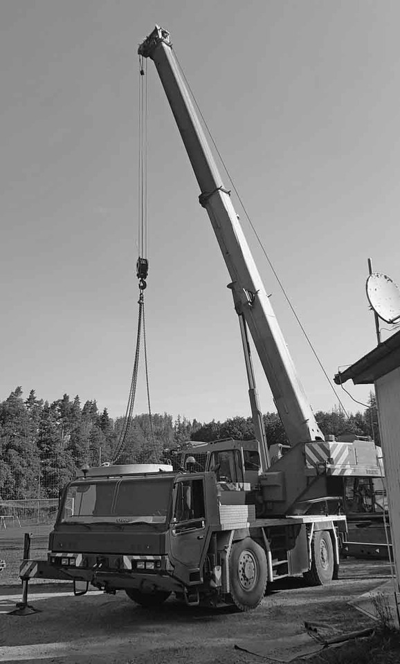 Faun ATF30-2L – Mobile crane / Mobilkran - Autódaru: 1 kép. Faun ATF30-2L – Mobile crane / Mobilkran - Autódaru: 1 kép.