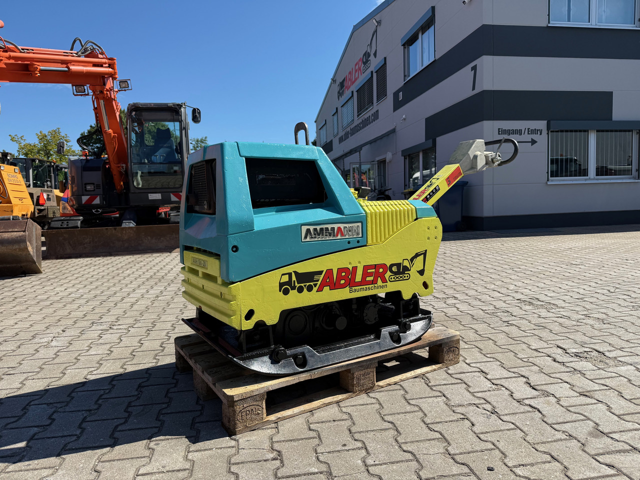 Ammann AVH 100-20 Rüttelplatte E-Start - Lapvibrátor: 3 kép. Ammann AVH 100-20 Rüttelplatte E-Start - Lapvibrátor: 3 kép.