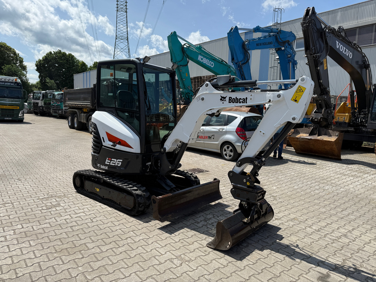 Bobcat E26 Nullheck Minibagger MS03 3 Löffel - Kotrógép: 3 kép. Bobcat E26 Nullheck Minibagger MS03 3 Löffel - Kotrógép: 3 kép.