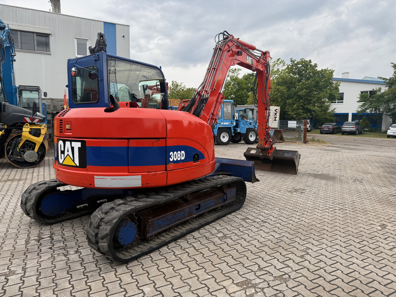 CAT 308D Nullheck Kompaktbagger Powertilt Klima - Kotrógép: 4 kép. CAT 308D Nullheck Kompaktbagger Powertilt Klima - Kotrógép: 4 kép.