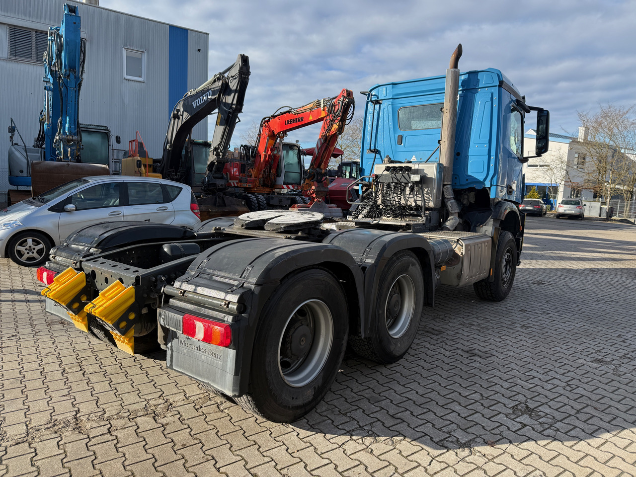 Mercedes-Benz 2651 Arocs SZM Retarder - Egyéb gépek: 3 kép. Mercedes-Benz 2651 Arocs SZM Retarder - Egyéb gépek: 3 kép.