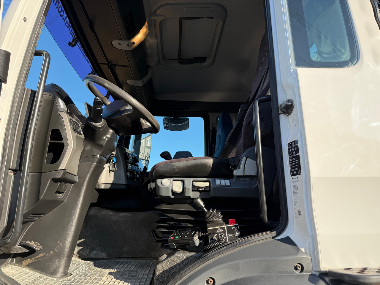 Billenőplatós teherautó, Darus autó MAN TGS 28.400 Kipper Kran Palfinger PK 20002 Funk: 18 kép. Billenőplatós teherautó, Darus autó MAN TGS 28.400 Kipper Kran Palfinger PK 20002 Funk: 18 kép.