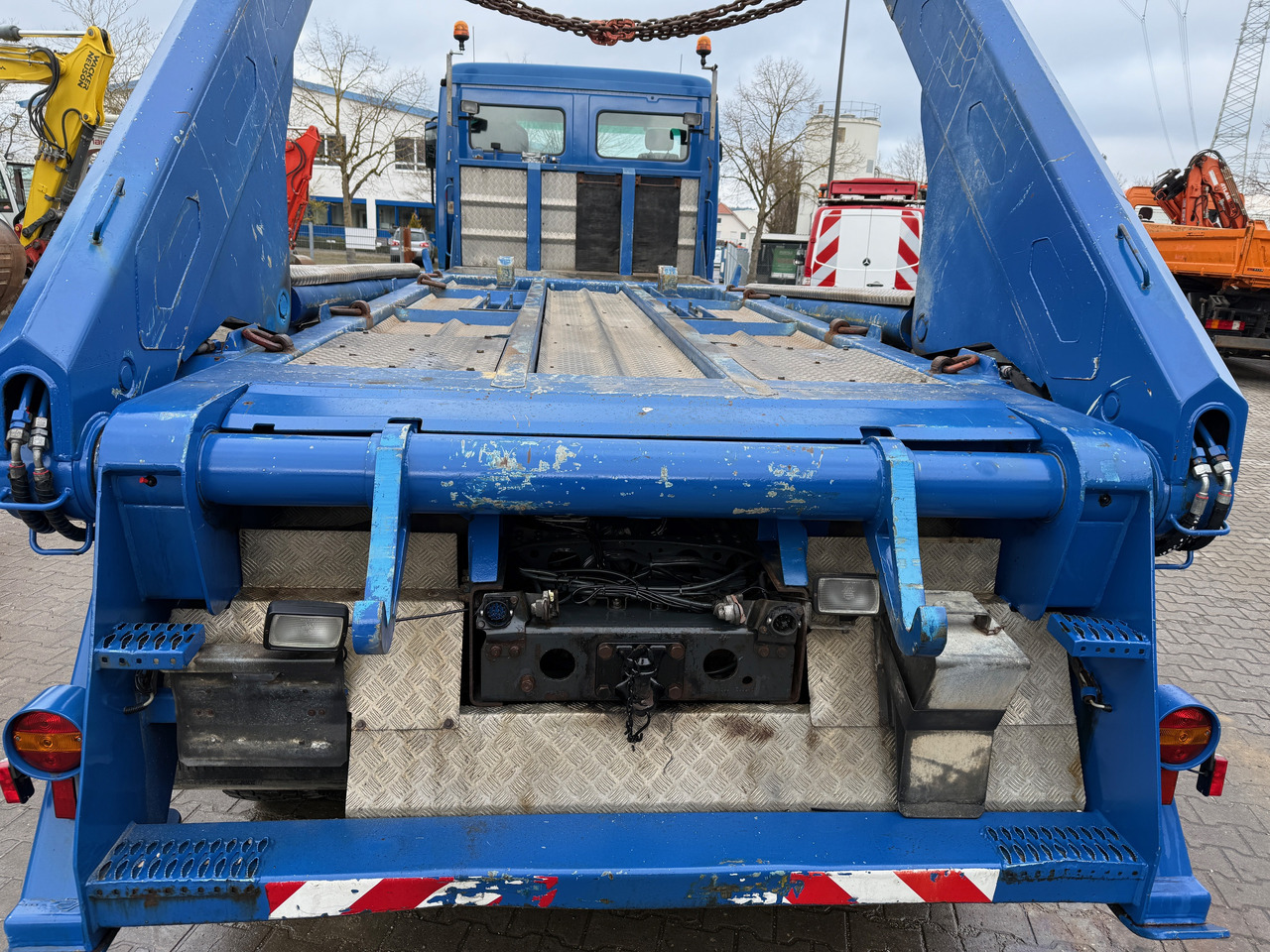Konténerszállító Mercedes-Benz 3243 Actros MP1 4-Achs Absetzkipper: 6 kép.