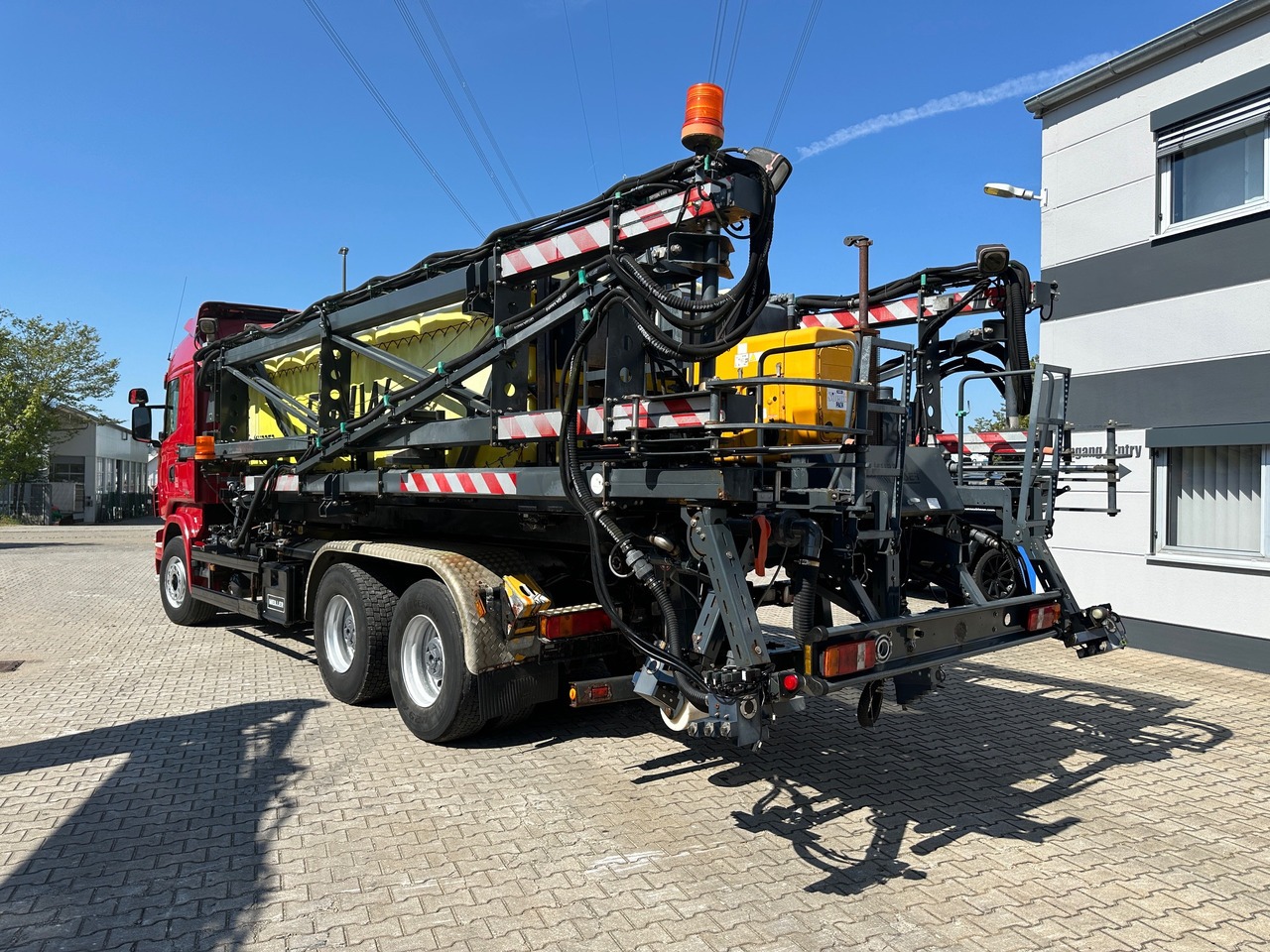 Scania R580 Abrollkipper V8 Mit Küpper Weisser Enteisungsgerät 45m - Horgos rakodó teherautó: 5 kép. Scania R580 Abrollkipper V8 Mit Küpper Weisser Enteisungsgerät 45m - Horgos rakodó teherautó: 5 kép.