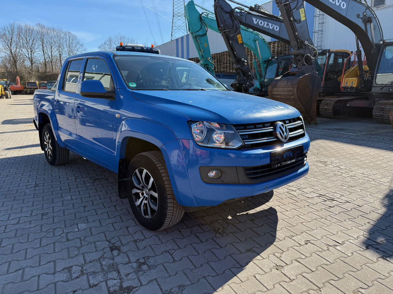 VW Amarok Klima Navi LKW - Pickup: 3 kép. VW Amarok Klima Navi LKW - Pickup: 3 kép.