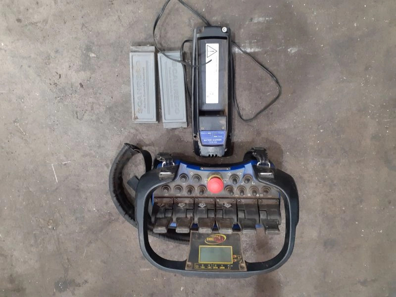 Grúa PM 15523 - Rakodódaru - Teherautó: 5 kép. Grúa PM 15523 - Rakodódaru - Teherautó: 5 kép.