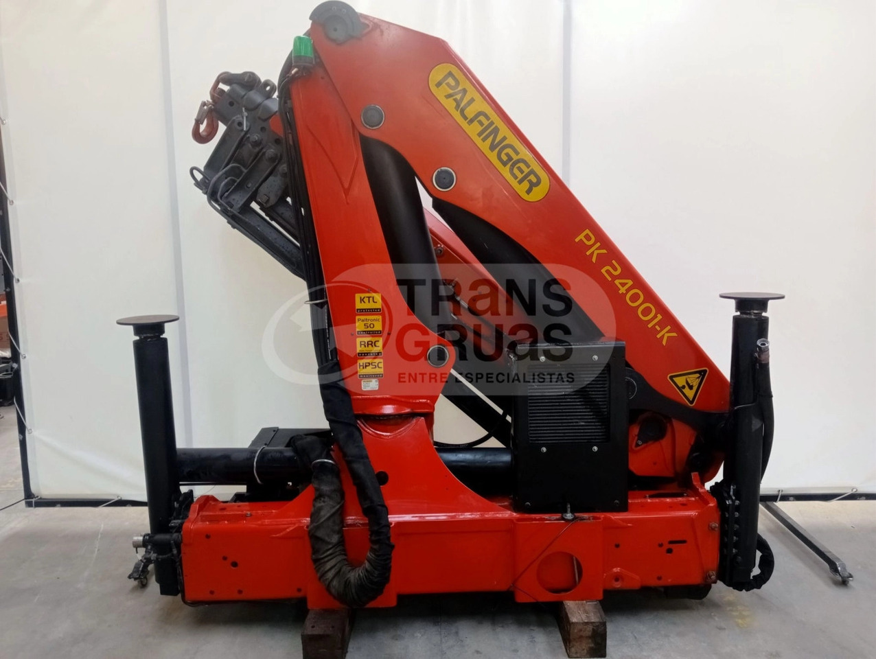 Grúa Palfinger PK 24001 K - Rakodódaru - Teherautó: 2 kép. Grúa Palfinger PK 24001 K - Rakodódaru - Teherautó: 2 kép.