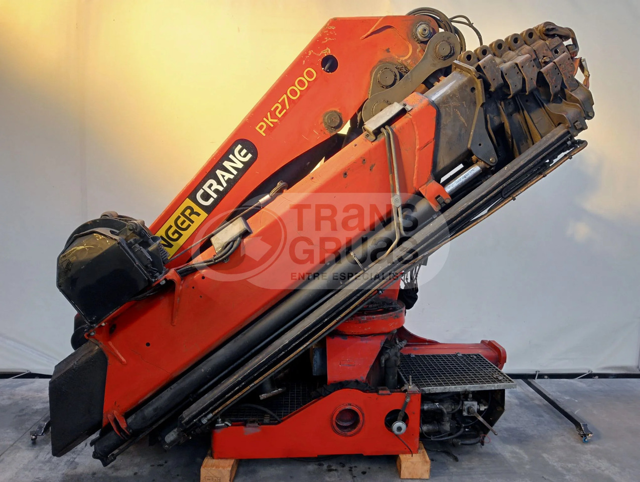Grúa hidráulica Palfinger PK 27000 - Rakodódaru: 2 kép. Grúa hidráulica Palfinger PK 27000 - Rakodódaru: 2 kép.