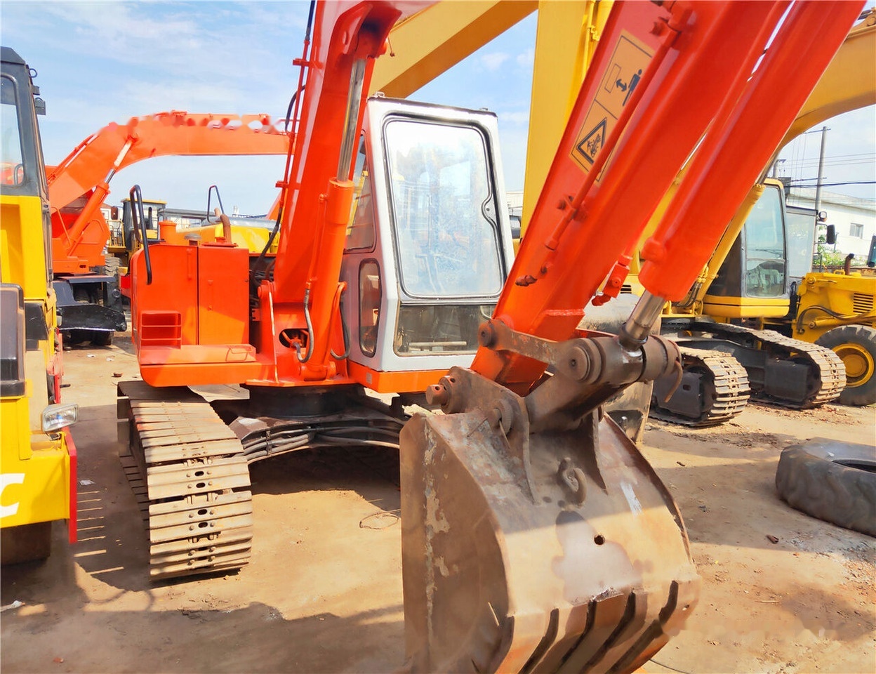 Hitachi EX60 - Minikotró: 2 kép. Hitachi EX60 - Minikotró: 2 kép.