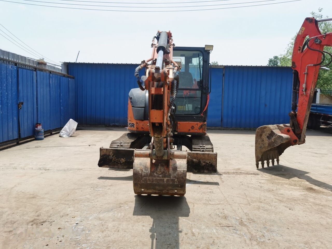 Hitachi ZX55USR-5A - Minikotró: 2 kép. Hitachi ZX55USR-5A - Minikotró: 2 kép.