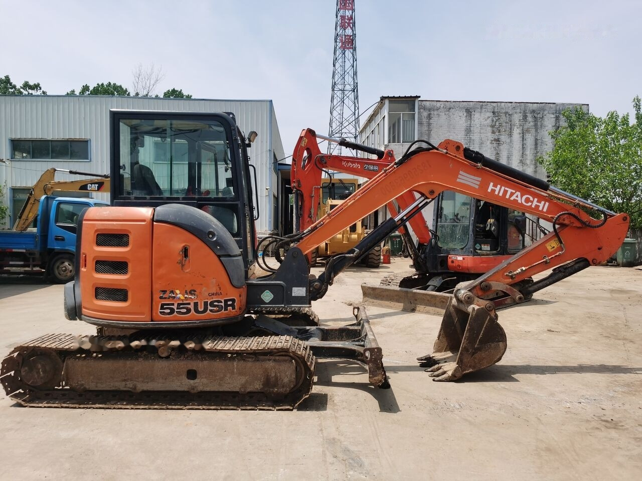 Hitachi ZX55USR-5A - Minikotró: 1 kép. Hitachi ZX55USR-5A - Minikotró: 1 kép.