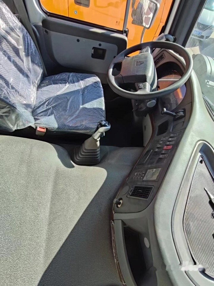 Új Billenőplatós teherautó Howo New: 7 kép.