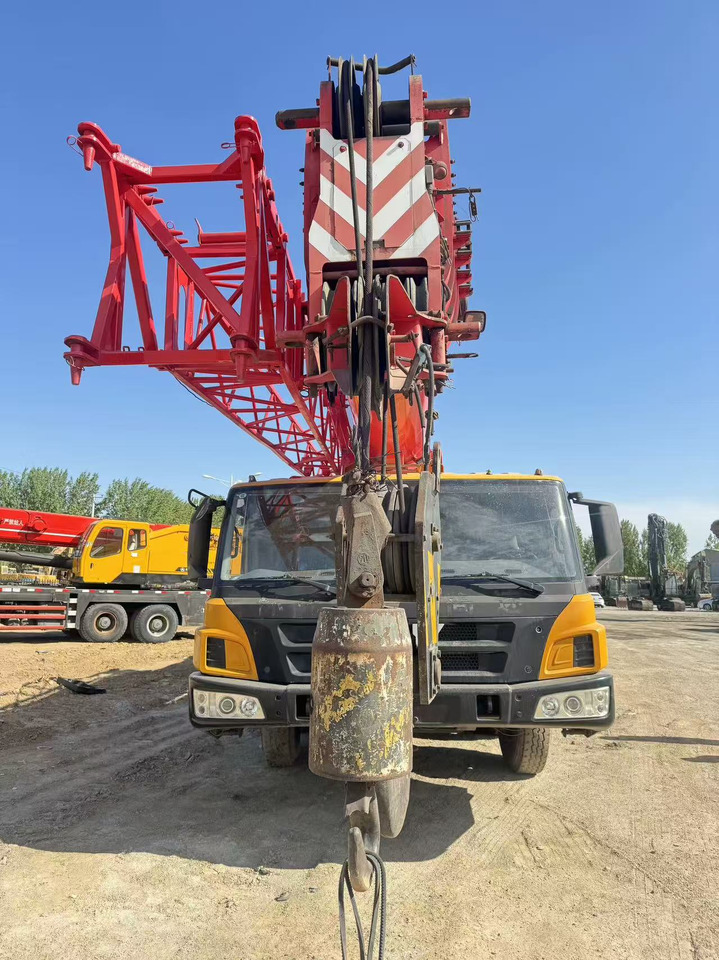 SANY STC750 - Terepjáró autódaru: 4 kép. SANY STC750 - Terepjáró autódaru: 4 kép.