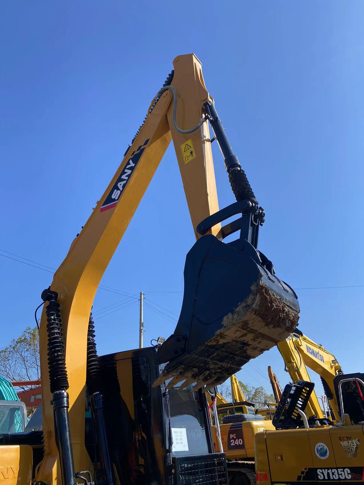 Kotrógép SANY SY135C: 11 kép.